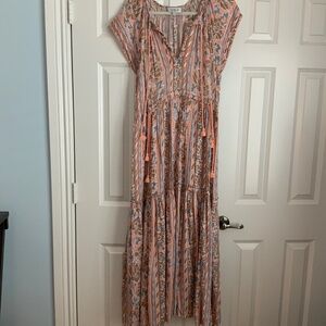 Omika maxi dress
